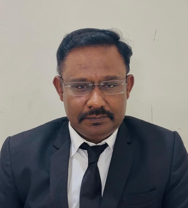 Vellaiyan, Suresh