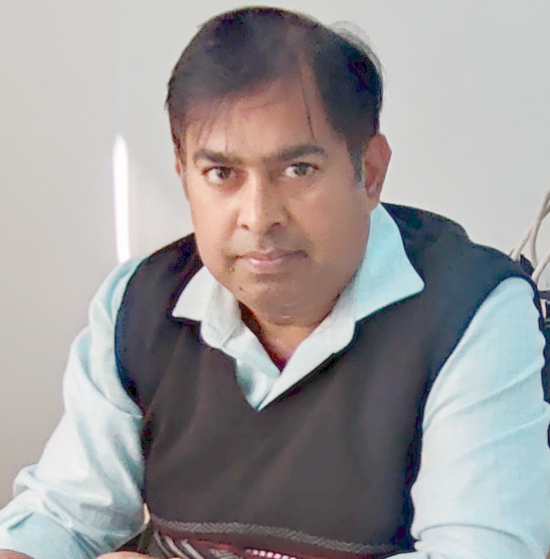 Diwakar, Manoj