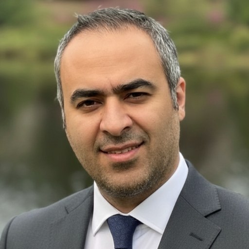 Shayesteh, Hadi