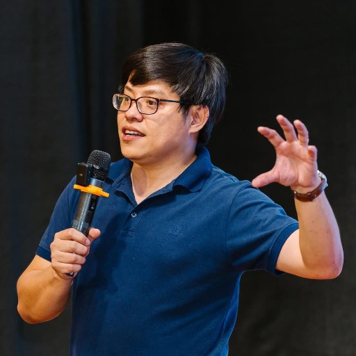 Nguyen, Luong Vuong