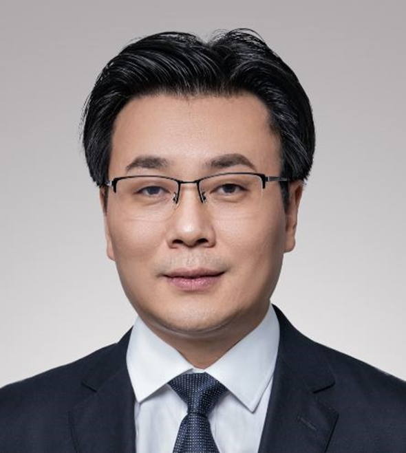 Yang, C.