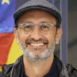 Camps-Valls, Gustau