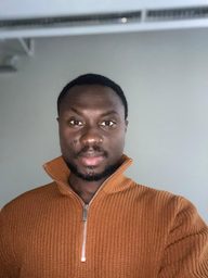 Daliri, Eric Banan Mwine